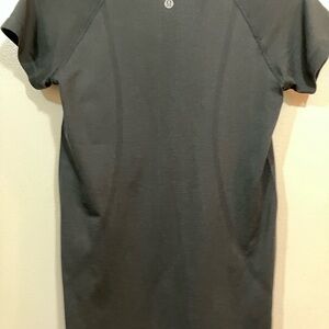 lululemon athletica women’s Charcoal Tee